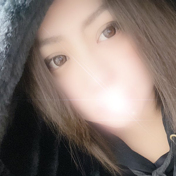 初宮 ゆの