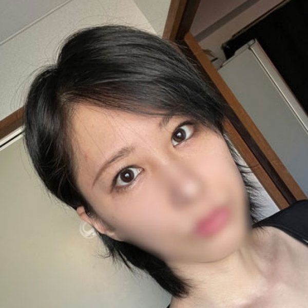 水川 りさ