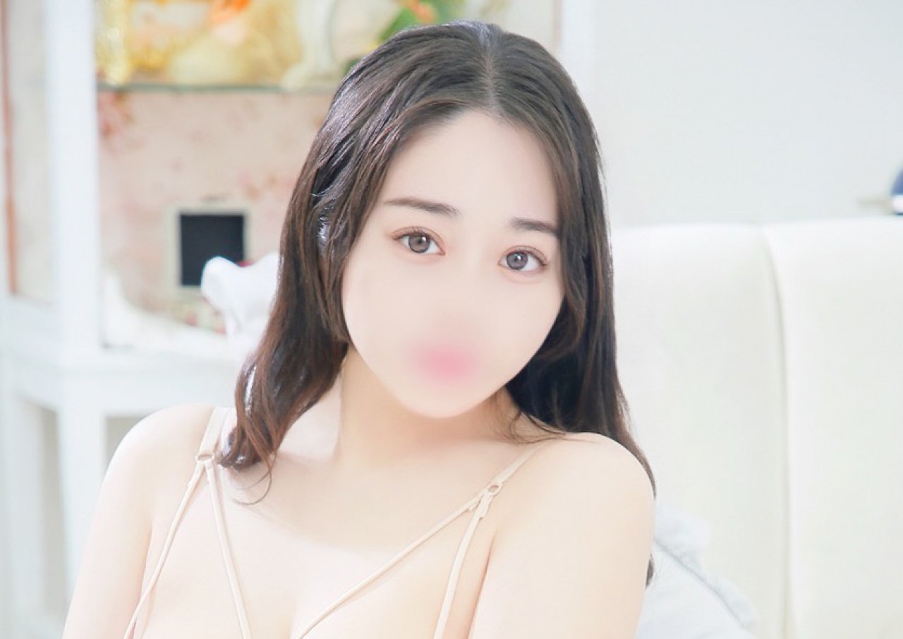 リップスティック在籍 小野 ひめかさん