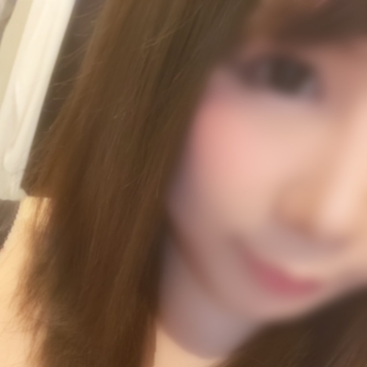 リップスティック在籍 一ノ瀬 りなさん